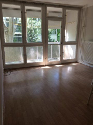 Kiadó téglalakás, albérlet, Pécsett 135 E Ft / hó, 2 szobás