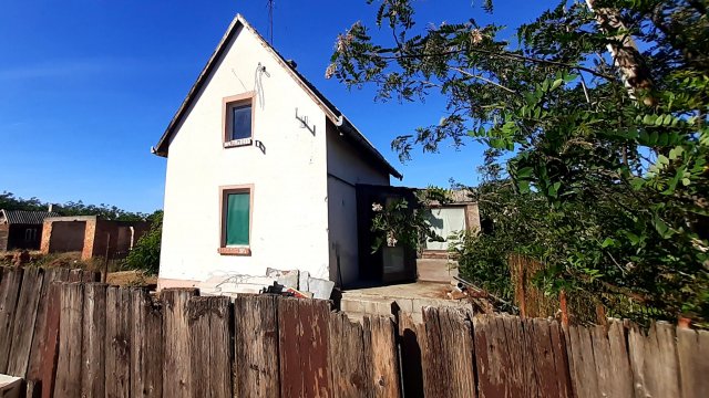 Eladó családi ház, Pilisen 24.9 M Ft, 2 szobás