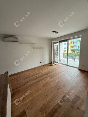 Kiadó téglalakás, albérlet, Győrött 230 E Ft / hó, 3 szobás