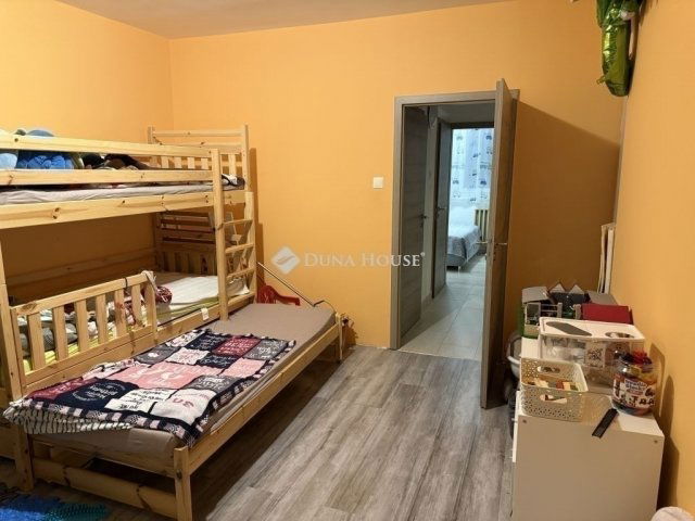Eladó téglalakás, Budapesten, IV. kerületben 86.5 M Ft, 3 szobás