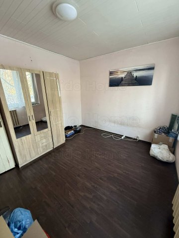 Eladó panellakás, Veszprémben 52 M Ft, 3 szobás