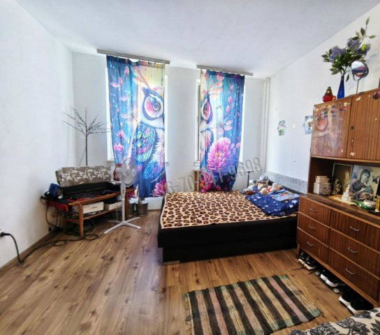 Eladó panellakás, Budapesten, III. kerületben 57.99 M Ft