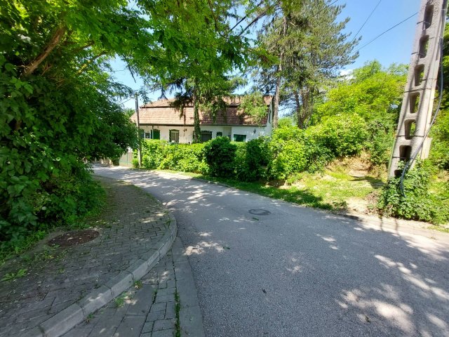 Eladó telek, Esztergomban 46.9 M Ft / költözzbe.hu