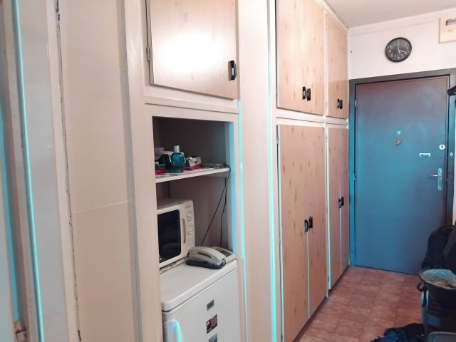 Eladó panellakás, Debrecenben 35.99 M Ft, 1 szobás