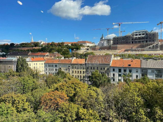 Kiadó téglalakás, albérlet, I. kerületben, Krisztina körúton