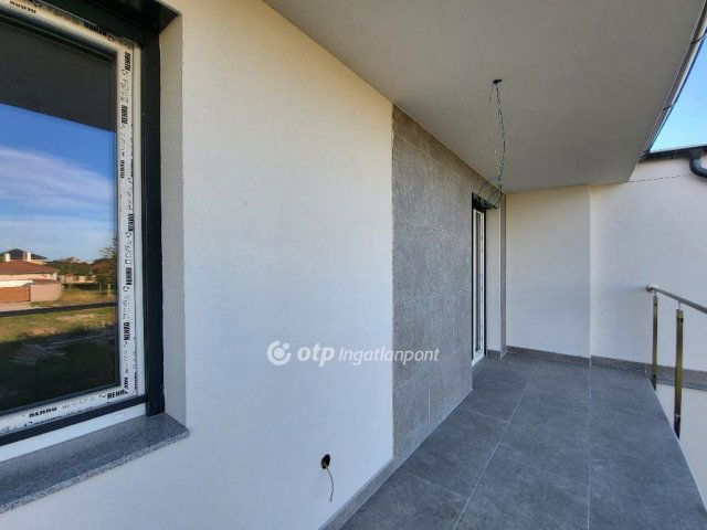 Eladó ikerház, Siófokon 145.9 M Ft, 5 szobás