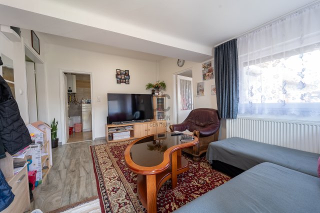 Eladó családi ház, Törtelen 31 M Ft, 3 szobás