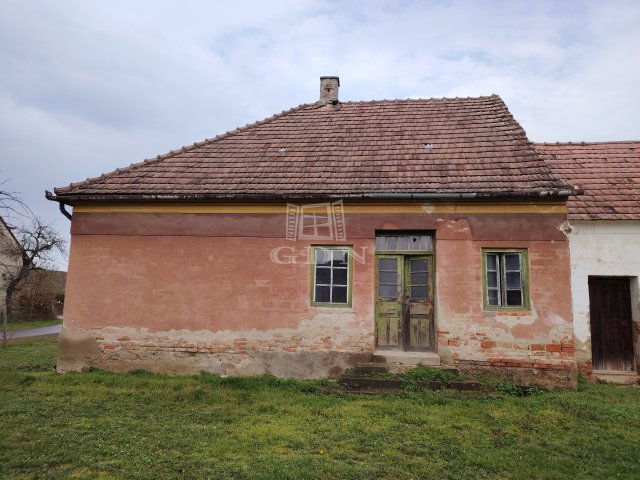 Eladó családi ház, Rátóton 15 M Ft, 2 szobás