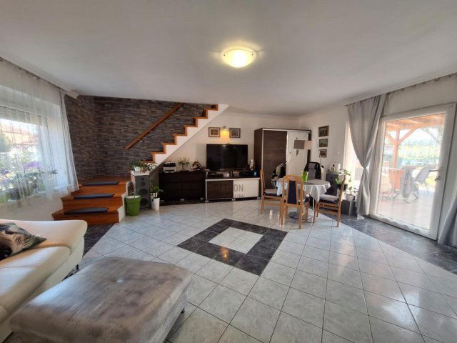 Eladó családi ház, Albertirsán 94.99 M Ft, 3 szobás