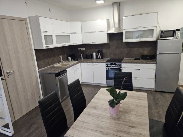 Eladó családi ház, Kecskeméten 56 M Ft, 4 szobás