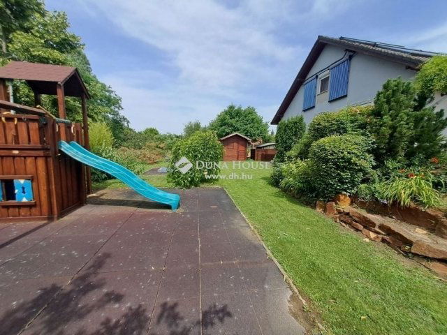 Eladó családi ház, Kecskeméten 149 M Ft, 5 szobás