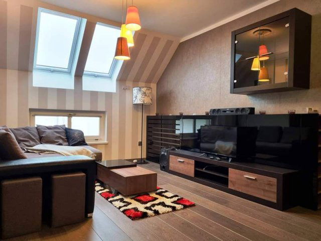 Kiadó téglalakás, albérlet, Pécsett, Mátyás király utcában