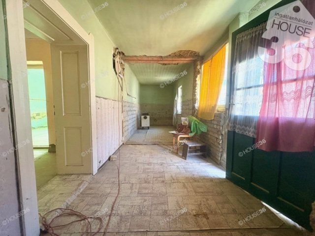 Eladó családi ház, Lakitelken 20.99 M Ft, 2 szobás