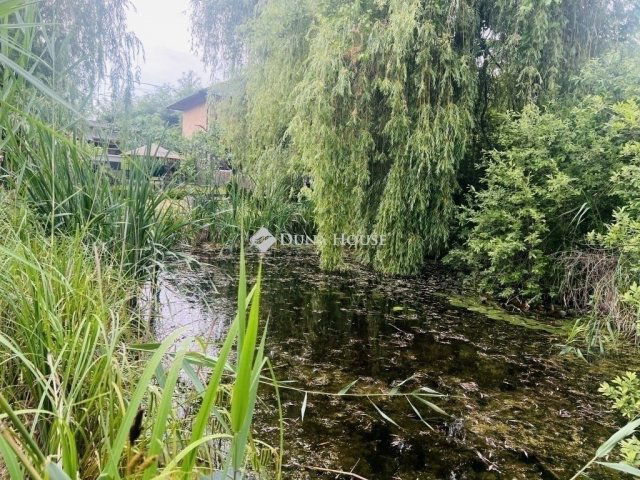 Eladó nyaraló, Szigetszentmiklóson 47.99 M Ft, 2 szobás