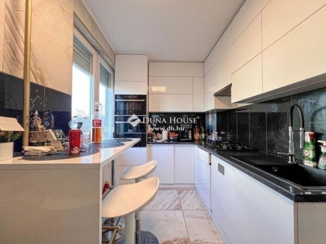 Eladó panellakás, Budapesten, XX. kerületben 59.9 M Ft, 2 szobás