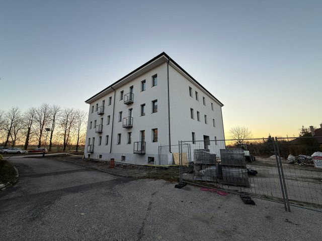 Eladó téglalakás, Bicskén 57.5 M Ft, 2 szobás