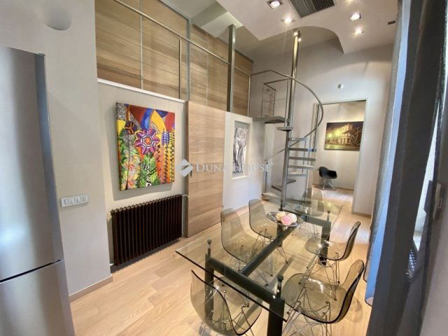 Eladó téglalakás, Budapesten, V. kerületben 195 M Ft, 3 szobás