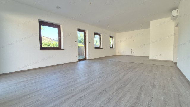 Eladó családi ház, Békéscsabán, Omaszta utcában 106 M Ft