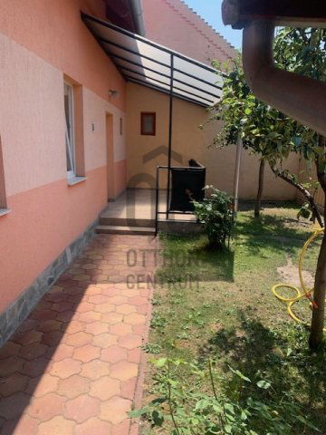 Kiadó családi ház, albérlet, XX. kerületben, Előd utcában