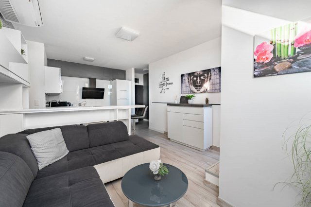 Eladó téglalakás, Budapesten, VI. kerületben 114.5 M Ft