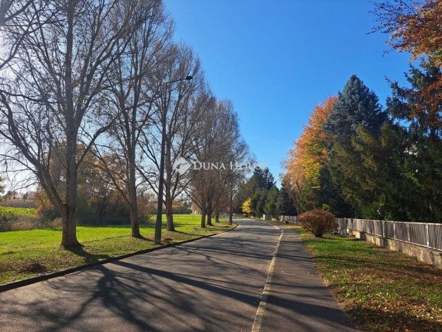 Eladó téglalakás, Harkányban 14 M Ft, 1 szobás