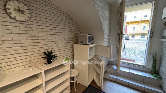 Eladó ipari ingatlan, Budapesten, VI. kerületben 20.9 M Ft