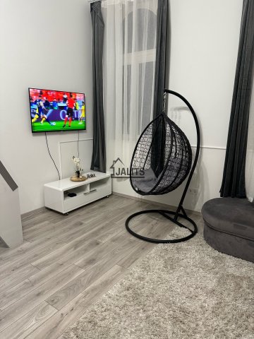 Kiadó téglalakás, albérlet, VI. kerületben, Jókai utcában
