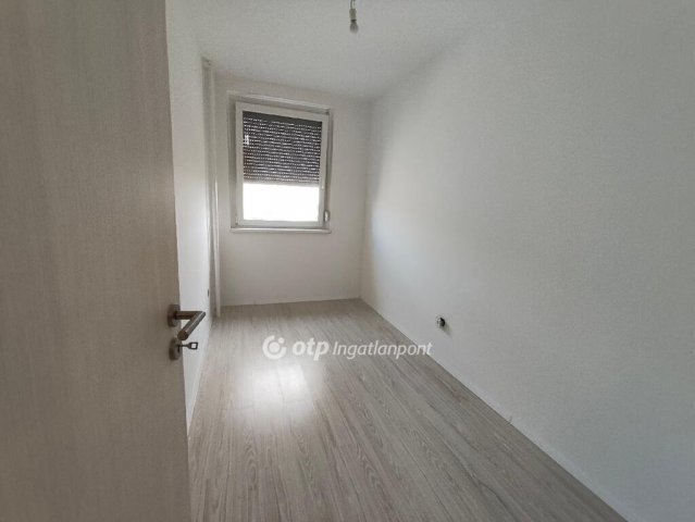 Eladó panellakás, Budapesten, IV. kerületben 67.99 M Ft