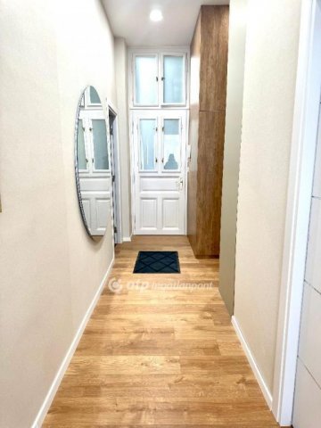 Eladó téglalakás, Budapesten, VII. kerületben 140 M Ft, 4 szobás