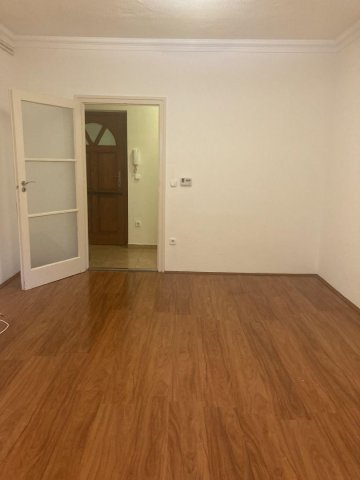 Kiadó téglalakás, albérlet, Debrecenben 180 E Ft / hó, 2 szobás