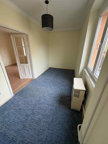 Kiadó téglalakás, albérlet, Pécsett, Endre utcában, 2 szobás