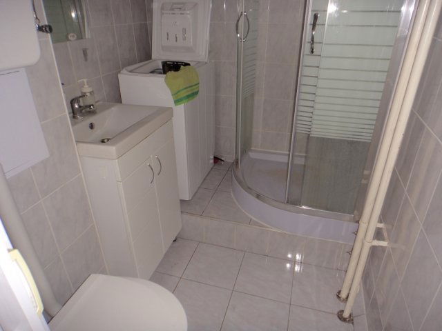 Kiadó panellakás, albérlet, Budapesten, XV. kerületben