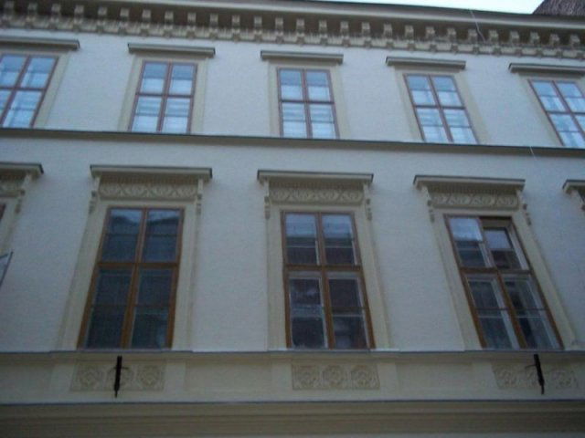 Eladó téglalakás, Budapesten, VI. kerületben 88 M Ft, 1 szobás