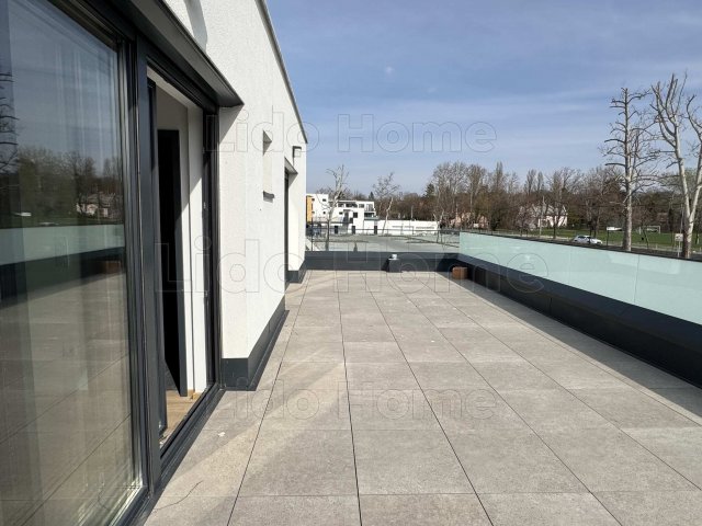 Eladó nyaraló, Balatonszemesen 139.9 M Ft, 4 szobás