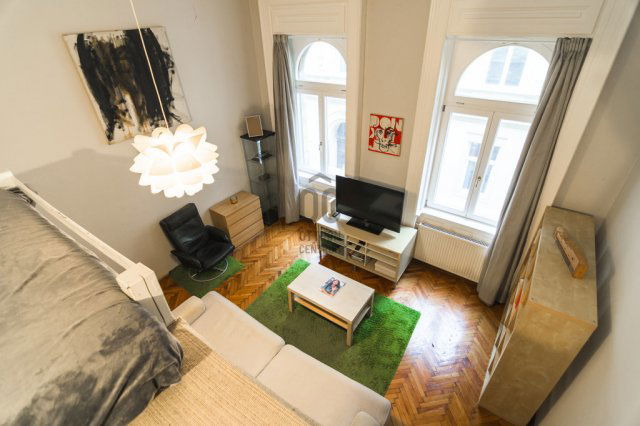 Eladó téglalakás, Budapesten, VII. kerületben 67.5 M Ft