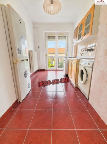 Eladó téglalakás, Dunaújvárosban 26.9 M Ft, 1 szobás