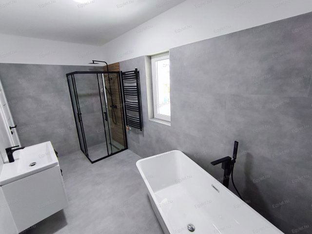 Eladó téglalakás, Budapesten, XVII. kerületben 88.4 M Ft