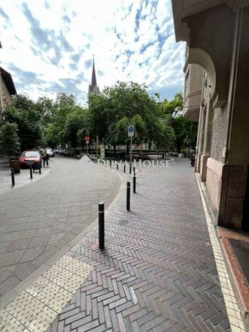 Eladó téglalakás, Budapesten, IX. kerületben 32 M Ft, 1 szobás