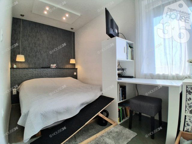 Eladó téglalakás, Kecskeméten 39.99 M Ft, 2 szobás