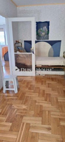 Eladó családi ház, Budapesten, II. kerületben 180 M Ft, 3 szobás