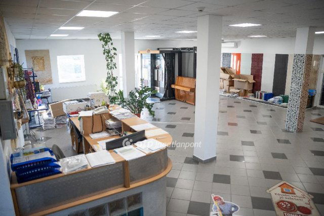 Eladó ipari ingatlan, Salgótarjánban 245 M Ft