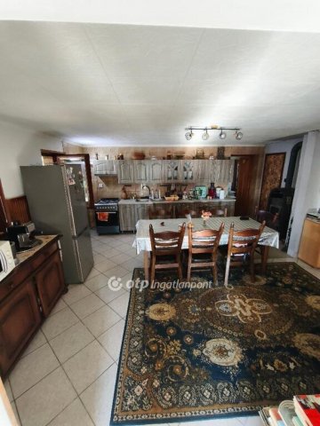 Eladó családi ház, Miskolcon 29 M Ft, 1+2 szobás