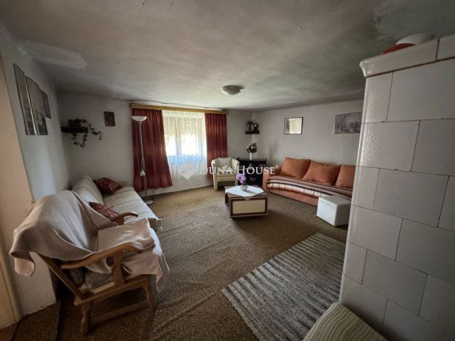 Eladó családi ház, Városlődön 10.9 M Ft, 2 szobás