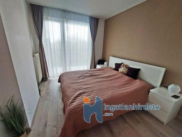 Eladó téglalakás, Budapesten, XV. kerületben 96.9 M Ft