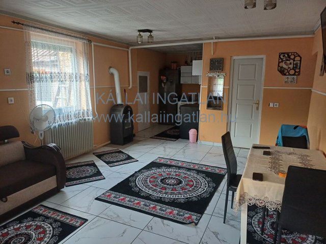 Eladó családi ház, Vasmegyeren 17.5 M Ft, 2 szobás