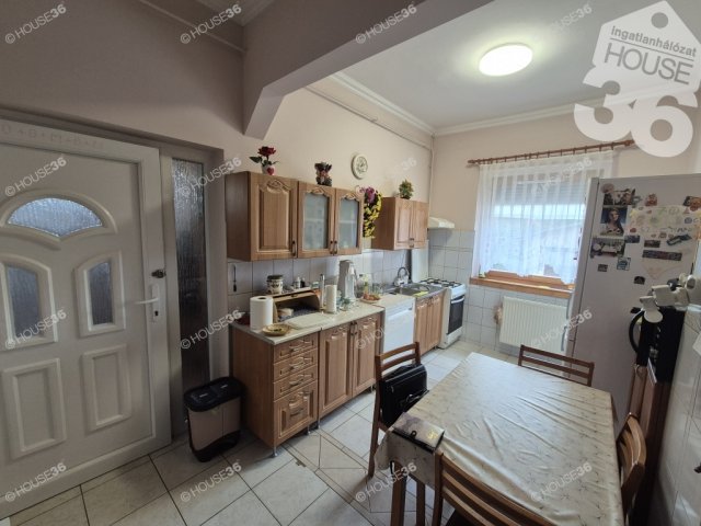 Eladó családi ház, Kecskeméten 77 M Ft, 3 szobás