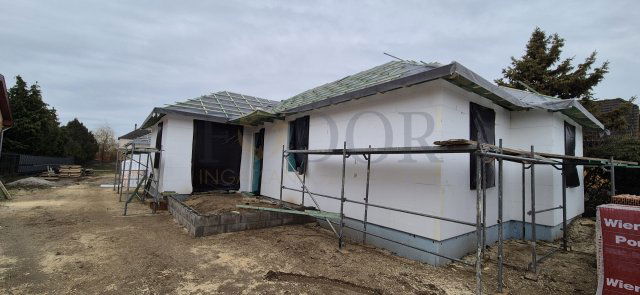 Eladó ikerház, Ócsán 90.99 M Ft, 5 szobás