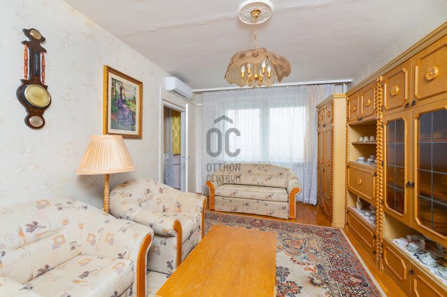 Eladó panellakás, Budapesten, XV. kerületben 59.9 M Ft, 3 szobás