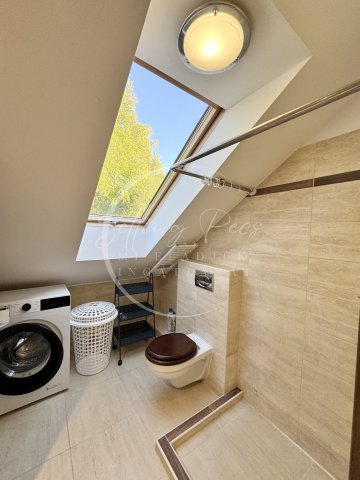 Kiadó téglalakás, albérlet, Pécsett, Szigeti úton, 1+1 szobás