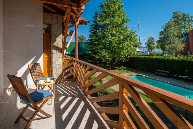 Eladó téglalakás, Balatonlelleén 149.9 M Ft, 4 szobás